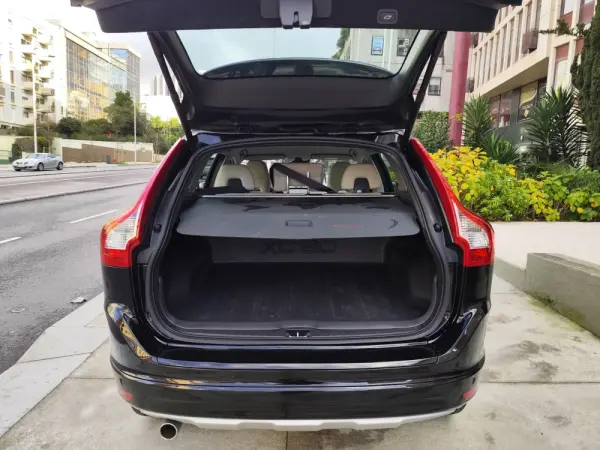 Volvo XC 60 2.0 D3 VOR 10