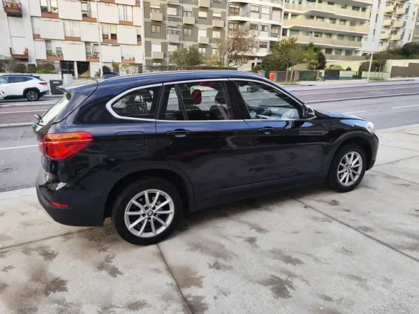 BMW X1 16 d sDrive Advantage 9