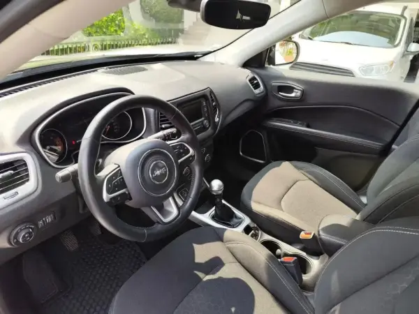 Jeep Compass 1.6 M-Jet Longitude 3