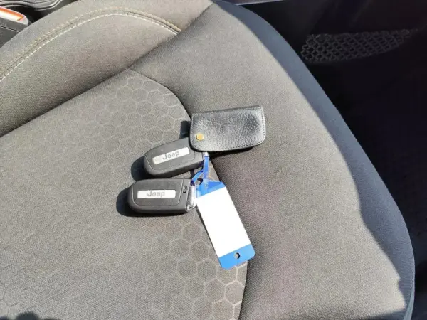 Jeep Compass 1.6 M-Jet Longitude 16