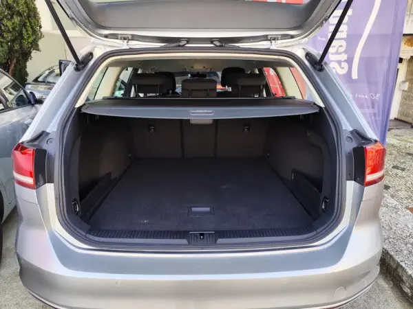 Volkswagen Passat Variant 2.0 TDi Confortline DSG 12