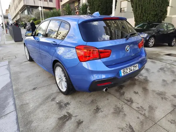 BMW 116 d Pack M Shadow 7