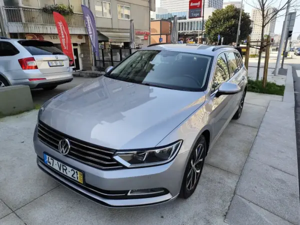 Volkswagen Passat Variant 2.0 TDI Confortline DSG 2