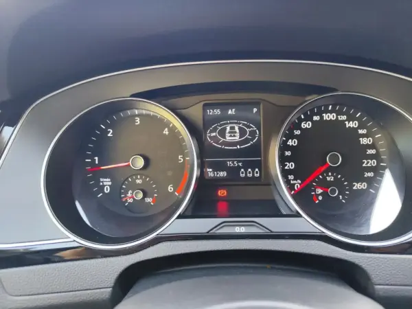 Volkswagen Passat Variant 2.0 TDI Confortline DSG 24