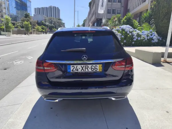 Mercedes-Benz C 200 Avantgarde 13