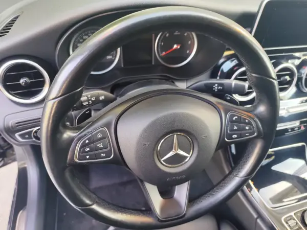 Mercedes-Benz C 180 (BlueTEC) d Station 7G-TRONIC Avantgarde 8