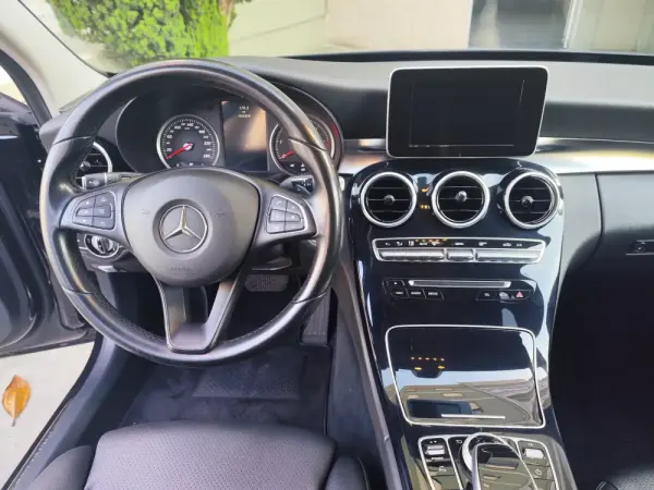 Mercedes-Benz C 180 (BlueTEC) d Station 7G-TRONIC Avantgarde 17
