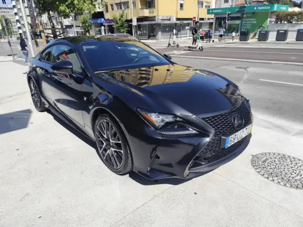 Lexus RC 300h Black Edition 2