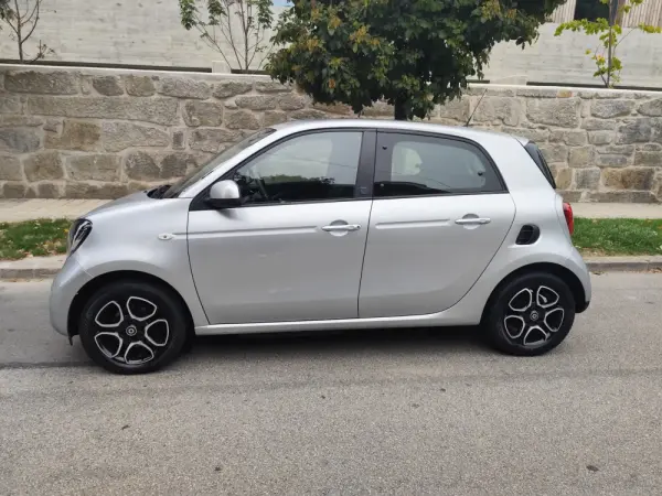 Smart ForFour EQ passion 11