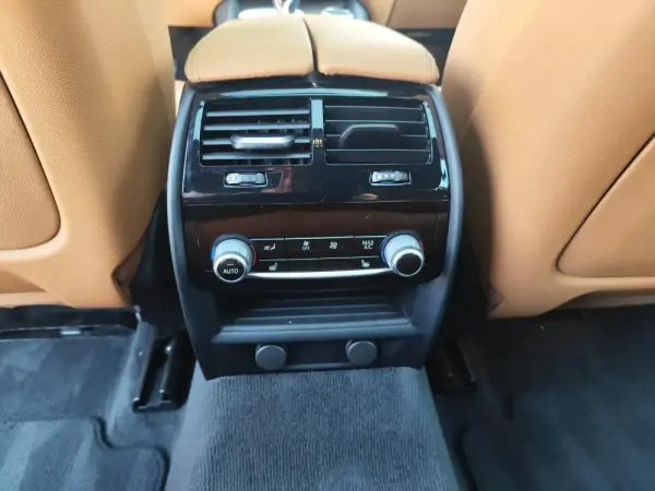 BMW 640 i xDrive 9