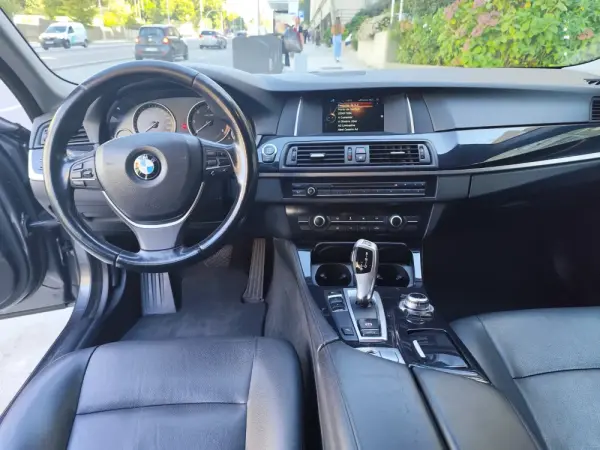 BMW 520 d Line Luxury Auto 16