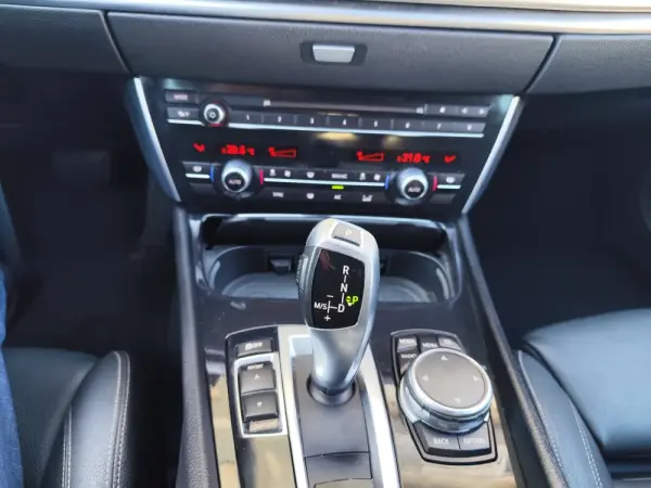 BMW 520 Gran Turismo d Line Luxury 13