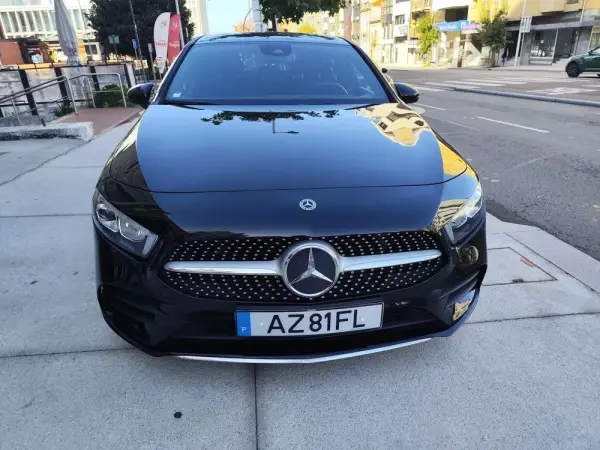 Mercedes-Benz A 180 d 7G-DCT AMG Line 2