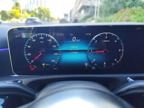 Mercedes-Benz A 180 d 7G-DCT AMG Line 4