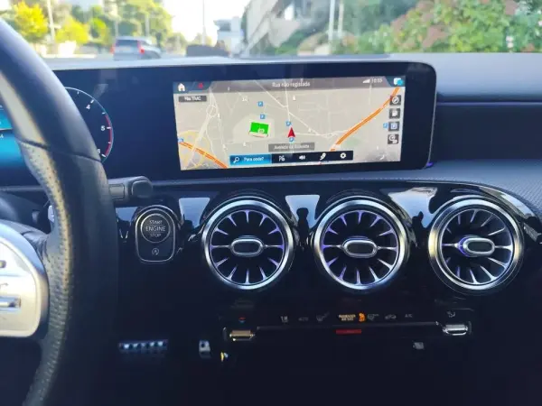 Mercedes-Benz A 180 d 7G-DCT AMG Line 6
