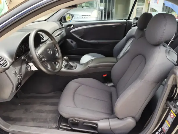 Mercedes-Benz CLK 200 K Avantgarde 3