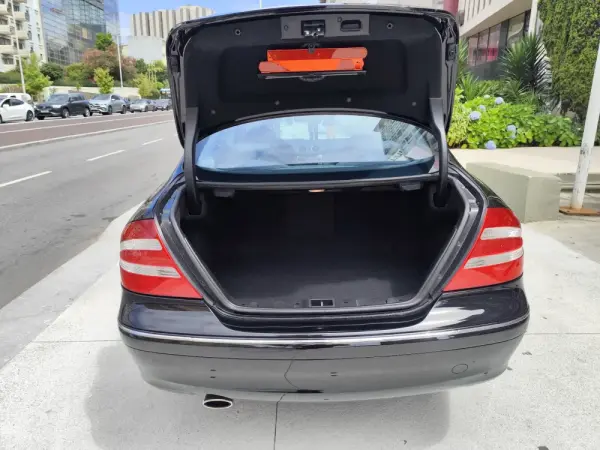 Mercedes-Benz CLK 200 K Avantgarde 10