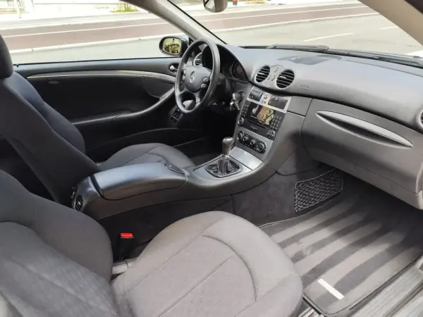 Mercedes-Benz CLK 200 K Avantgarde 15