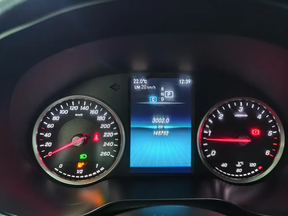 Mercedes-Benz C 180 d Station 9G-TRONIC 19