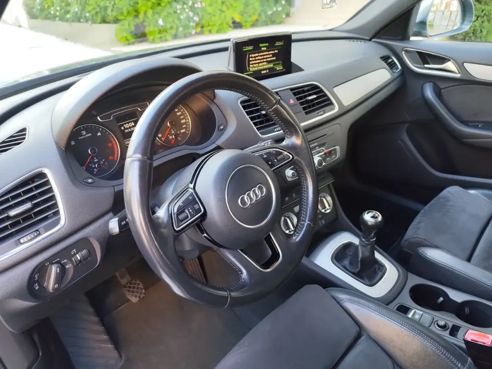 Audi Q3 2.0 TDI Business Line S-line 11
