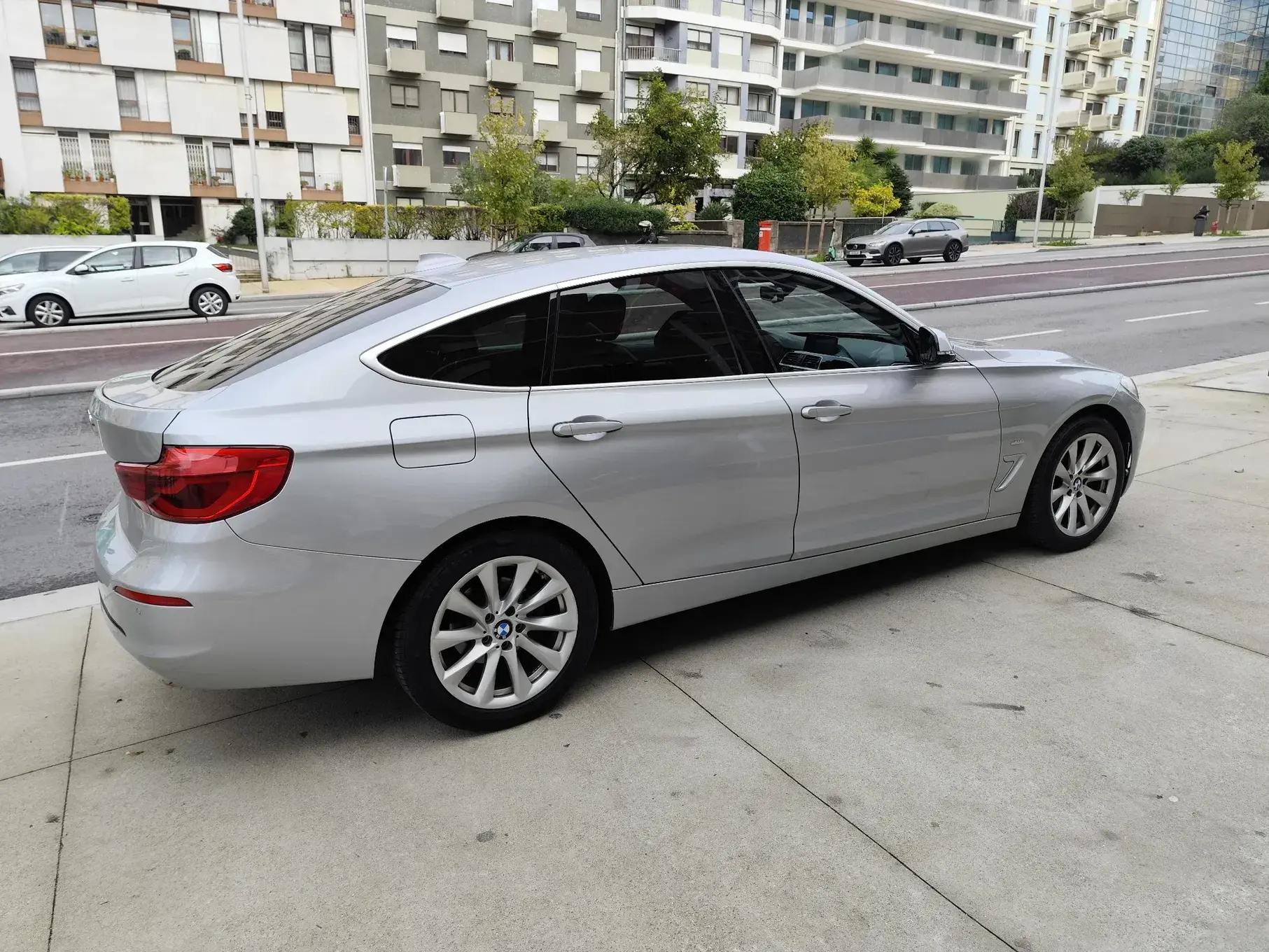 BMW 318 Gran Turismo d Line Sport Auto 11