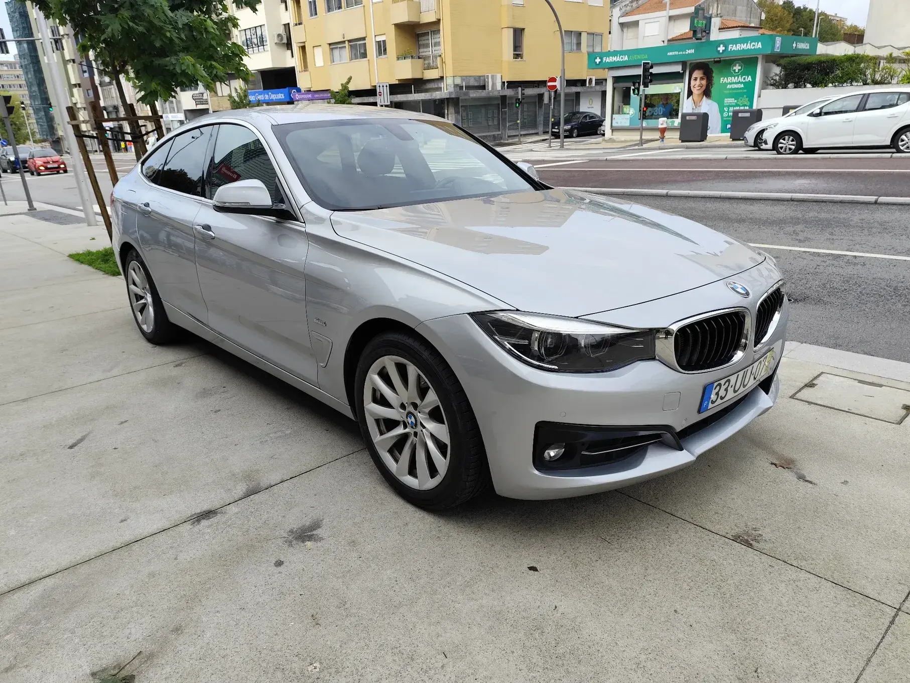 BMW 318 Gran Turismo d Line Sport Auto 12