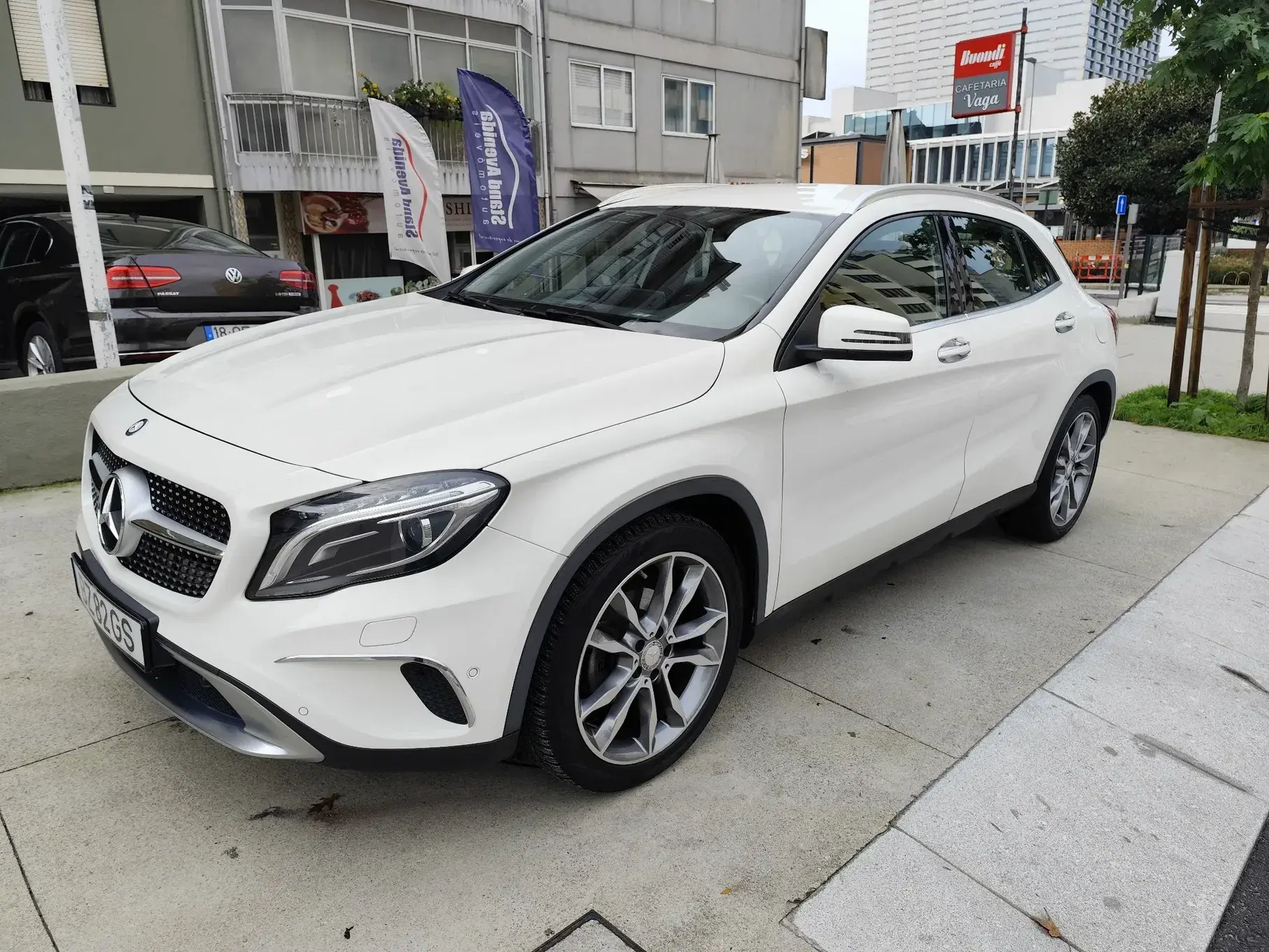 Mercedes-Benz GLA 180 7G-DCT UrbanStyle Edition 2