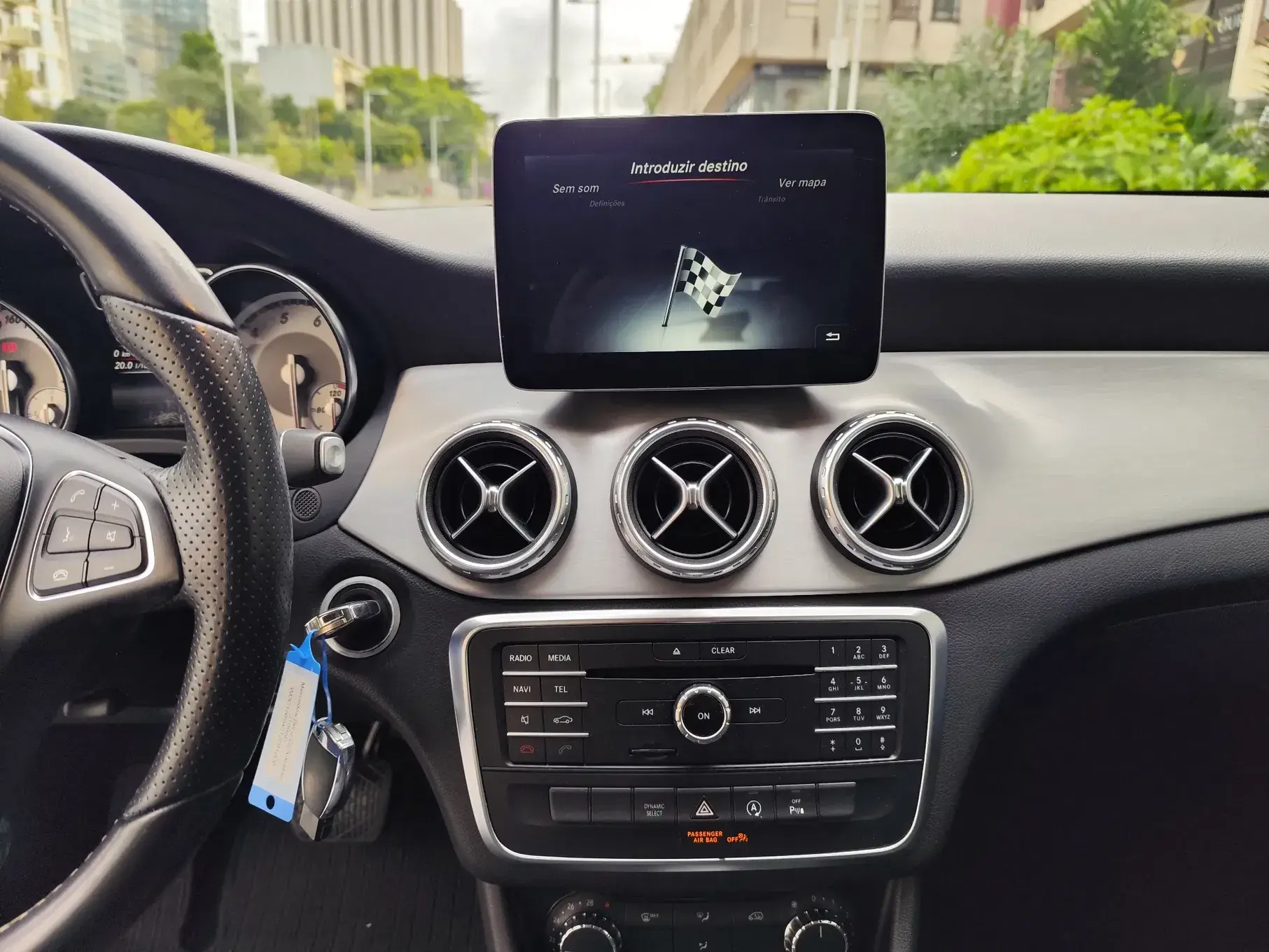 Mercedes-Benz GLA 180 7G-DCT UrbanStyle Edition 14