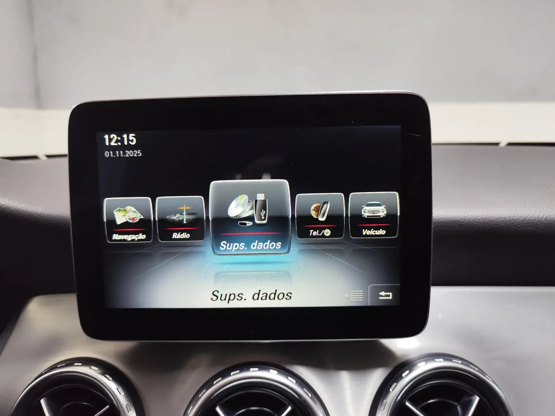 Mercedes-Benz GLA 180 7G-DCT UrbanStyle Edition 16