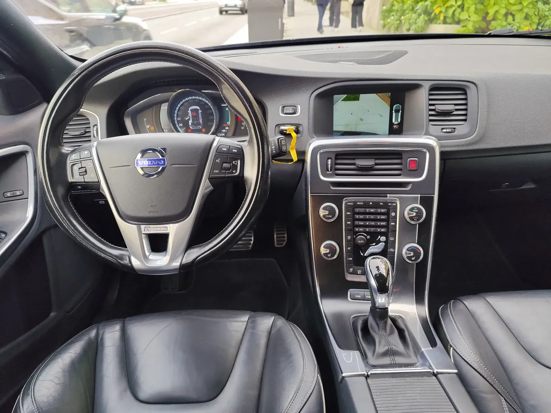 Volvo V60 D6 Twin Engine Geartronic RDesign 4