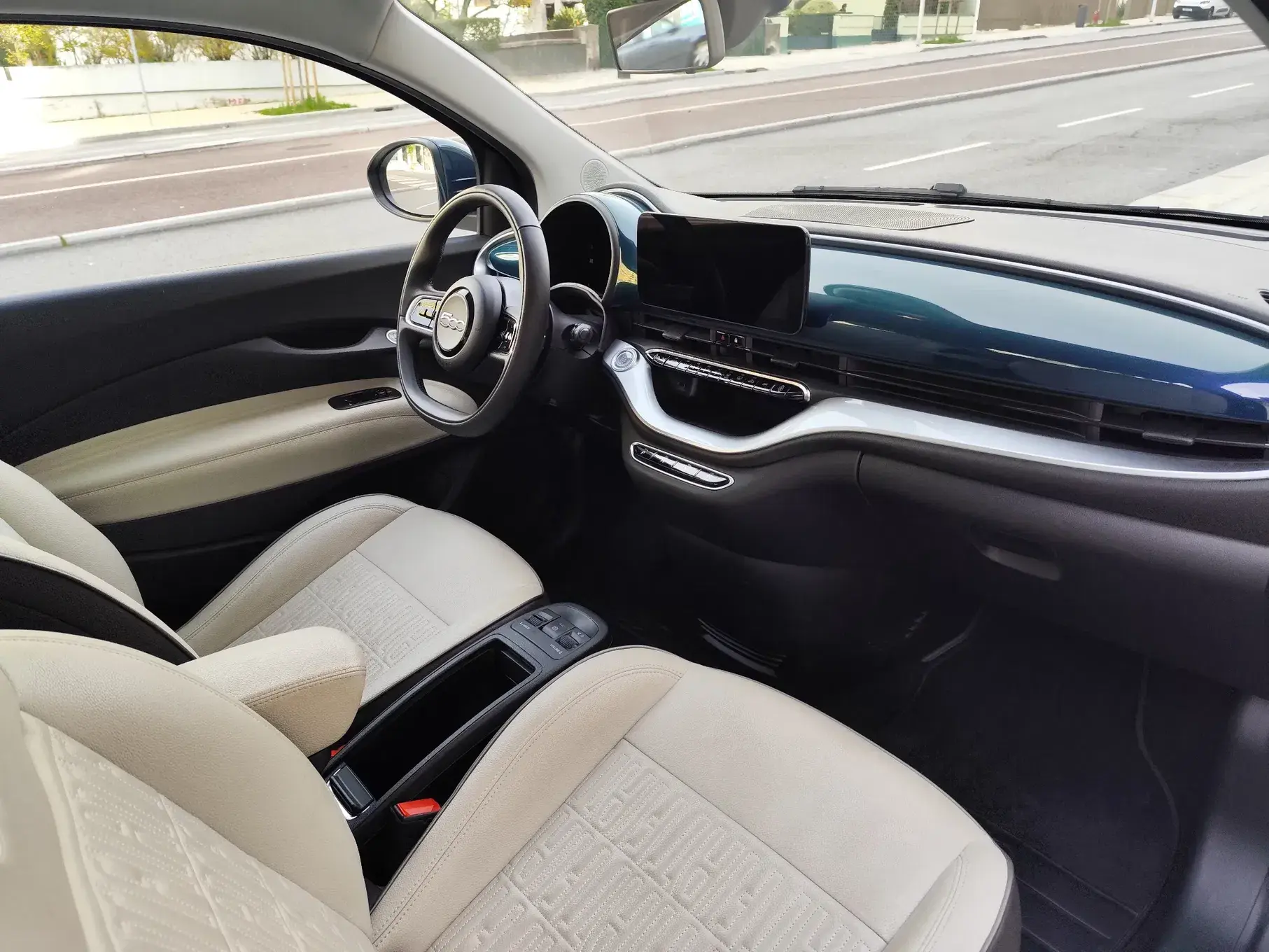 Fiat 500e La Prima 14