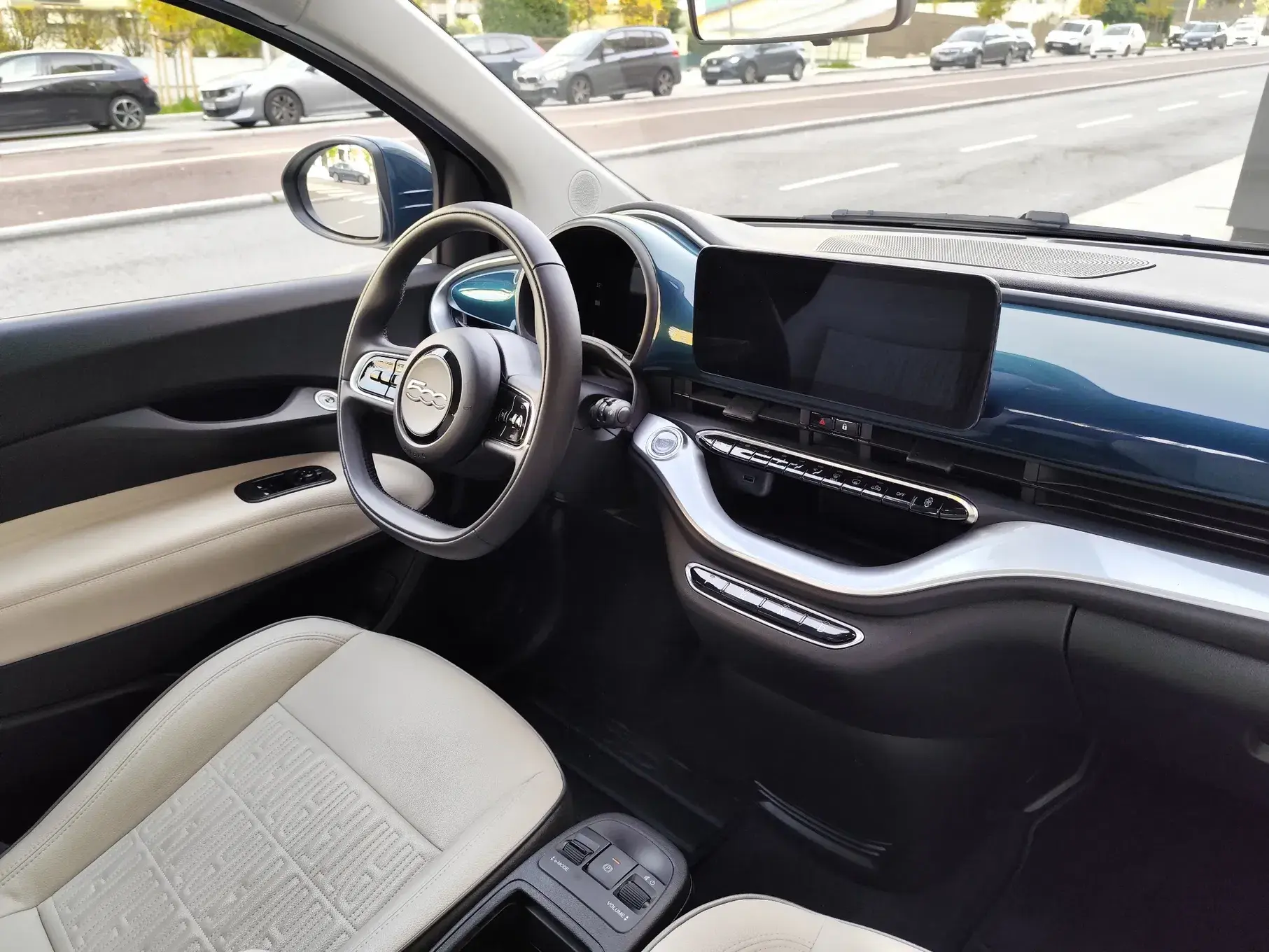 Fiat 500e La Prima 16