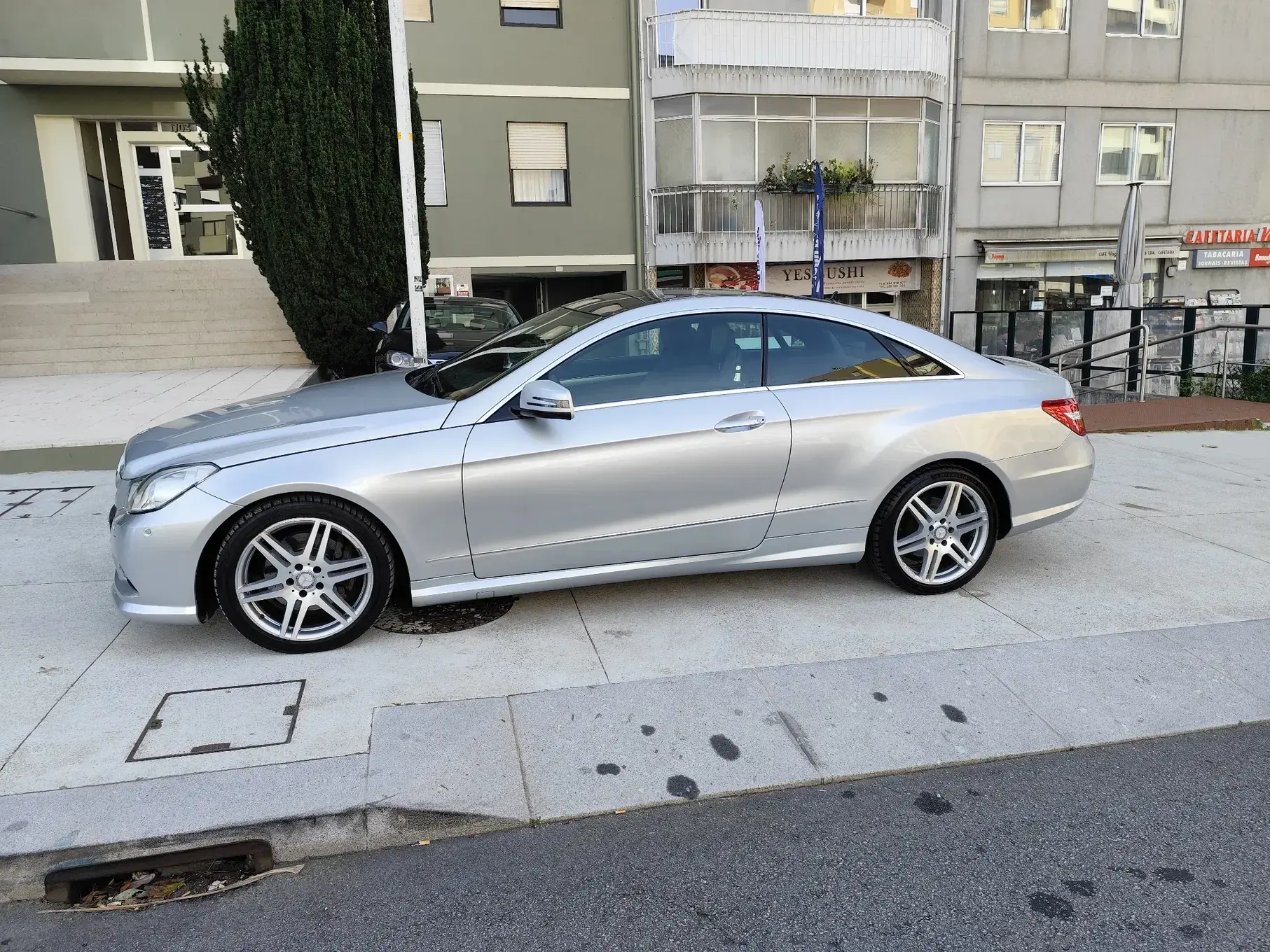 Mercedes-Benz E 250 CDi Avantgarde BE Auto 10