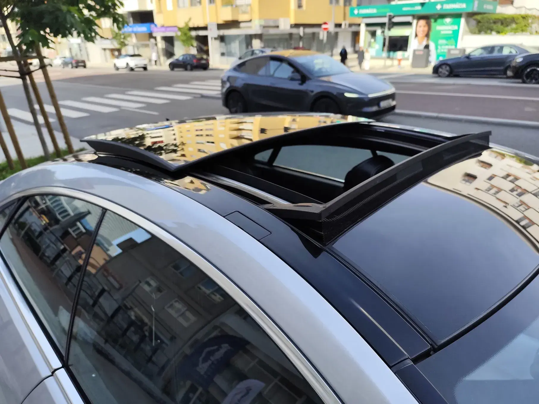 Mercedes-Benz E 250 CDi Avantgarde BE Auto 22