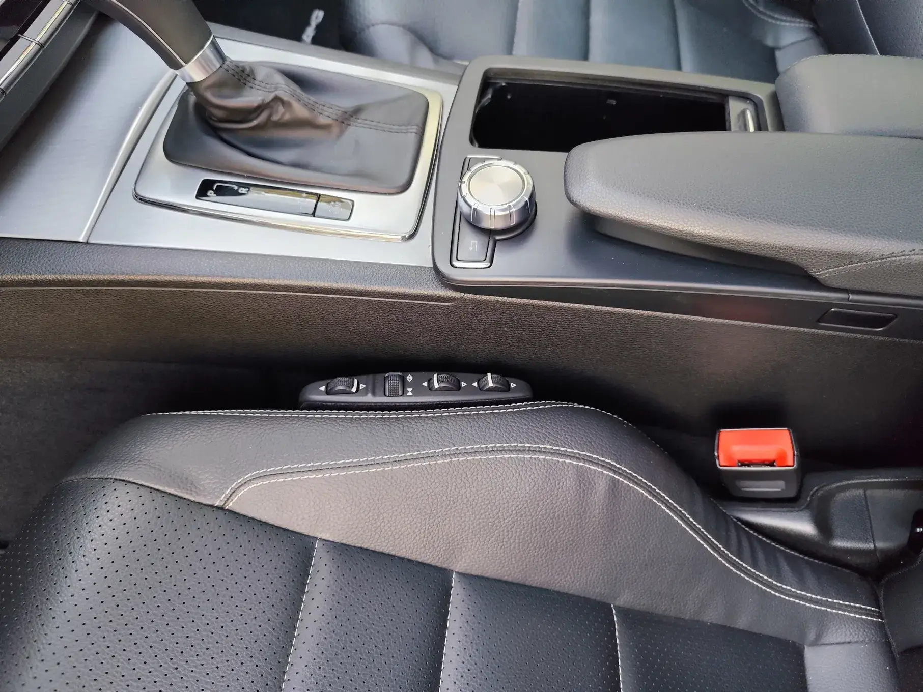 Mercedes-Benz E 250 CDi Avantgarde BE Auto 26