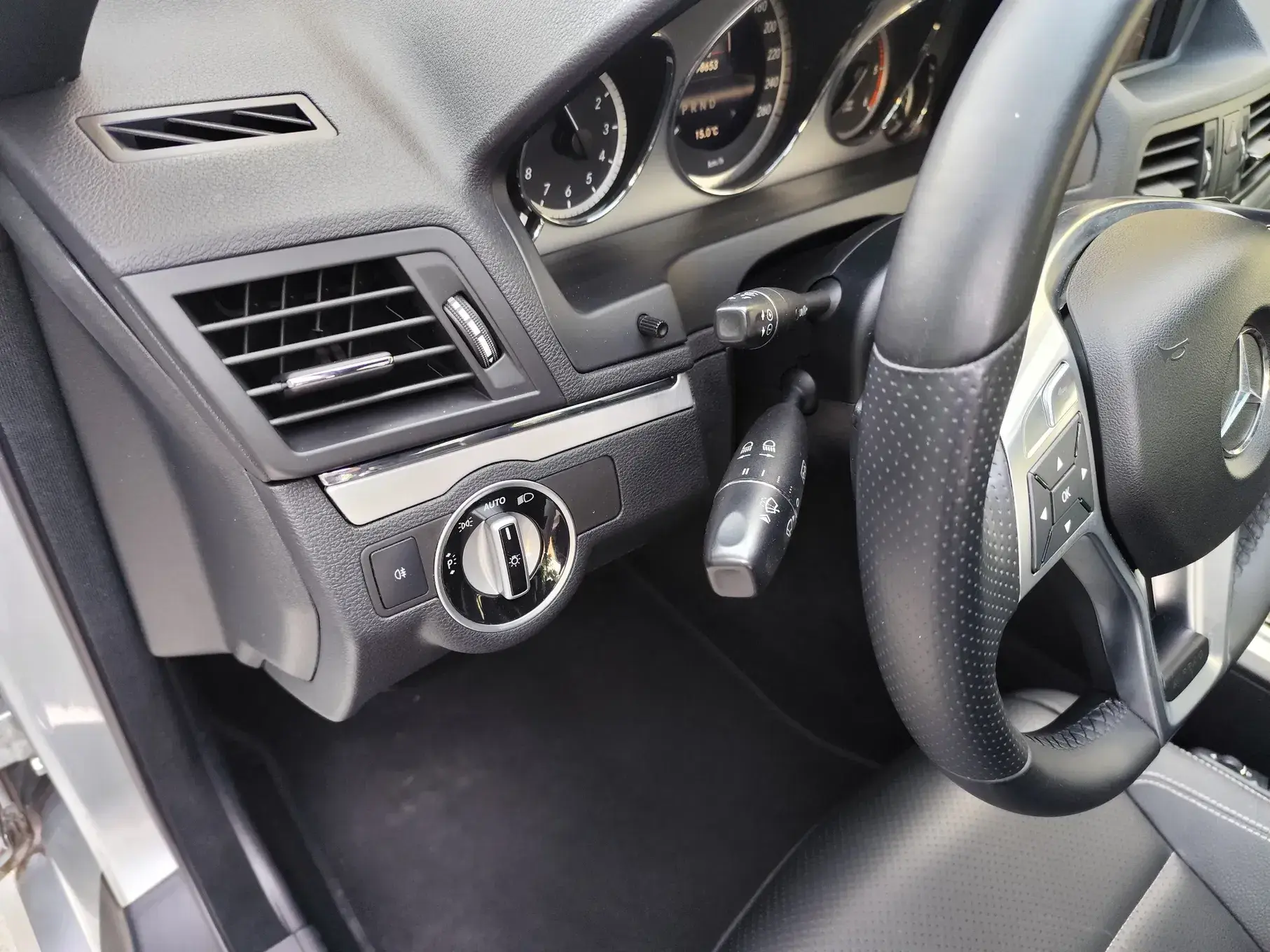 Mercedes-Benz E 250 CDi Avantgarde BE Auto 28