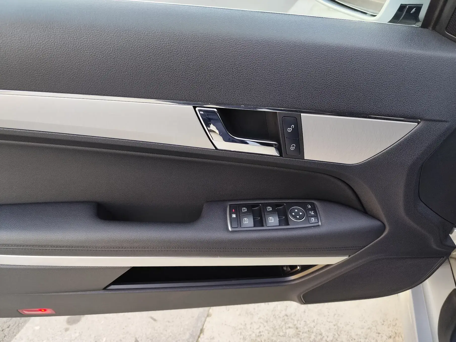 Mercedes-Benz E 250 CDi Avantgarde BE Auto 29