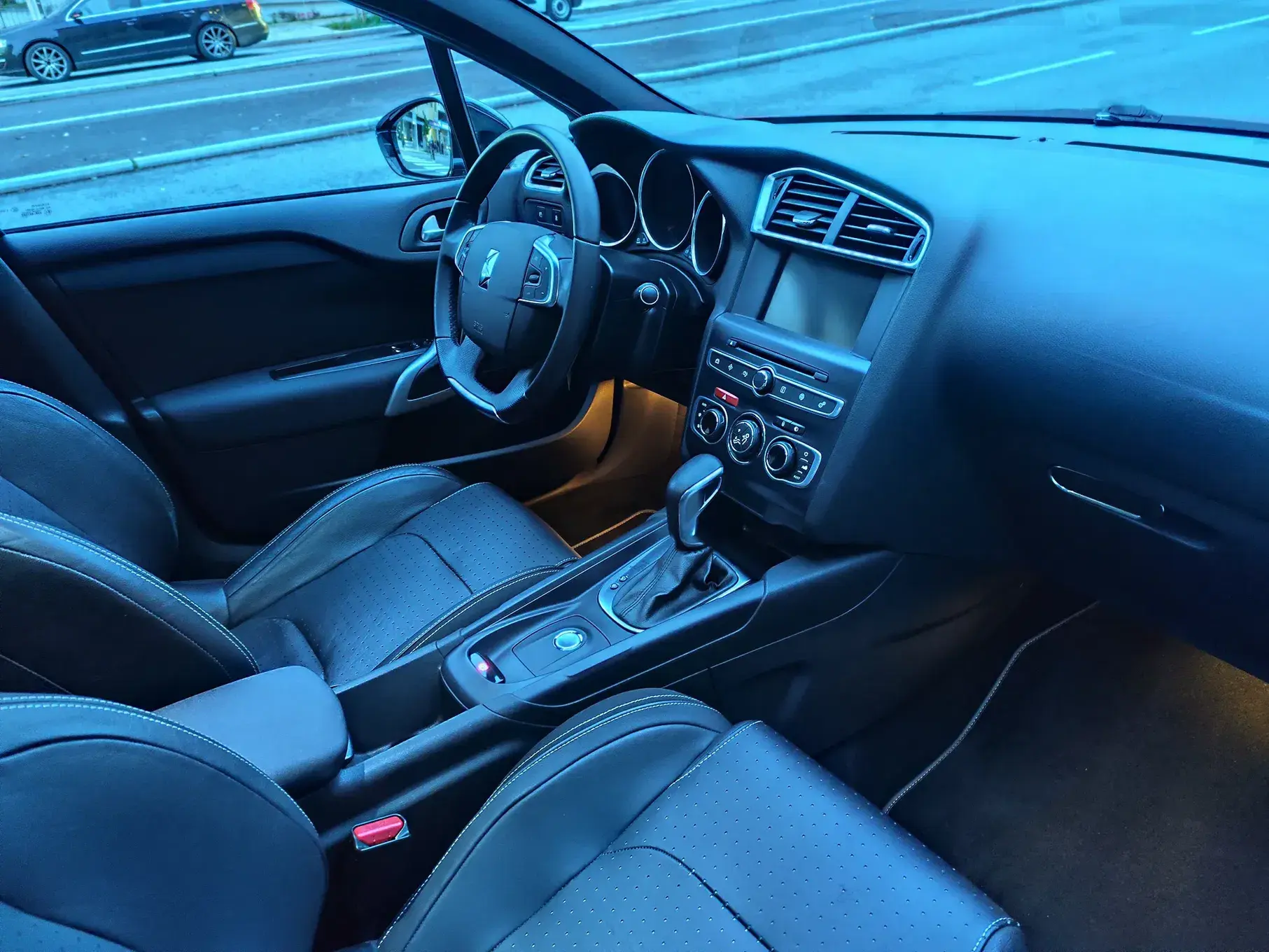 DS DS4 4 2.0 BlueHDi Sport Chic EAT6 15