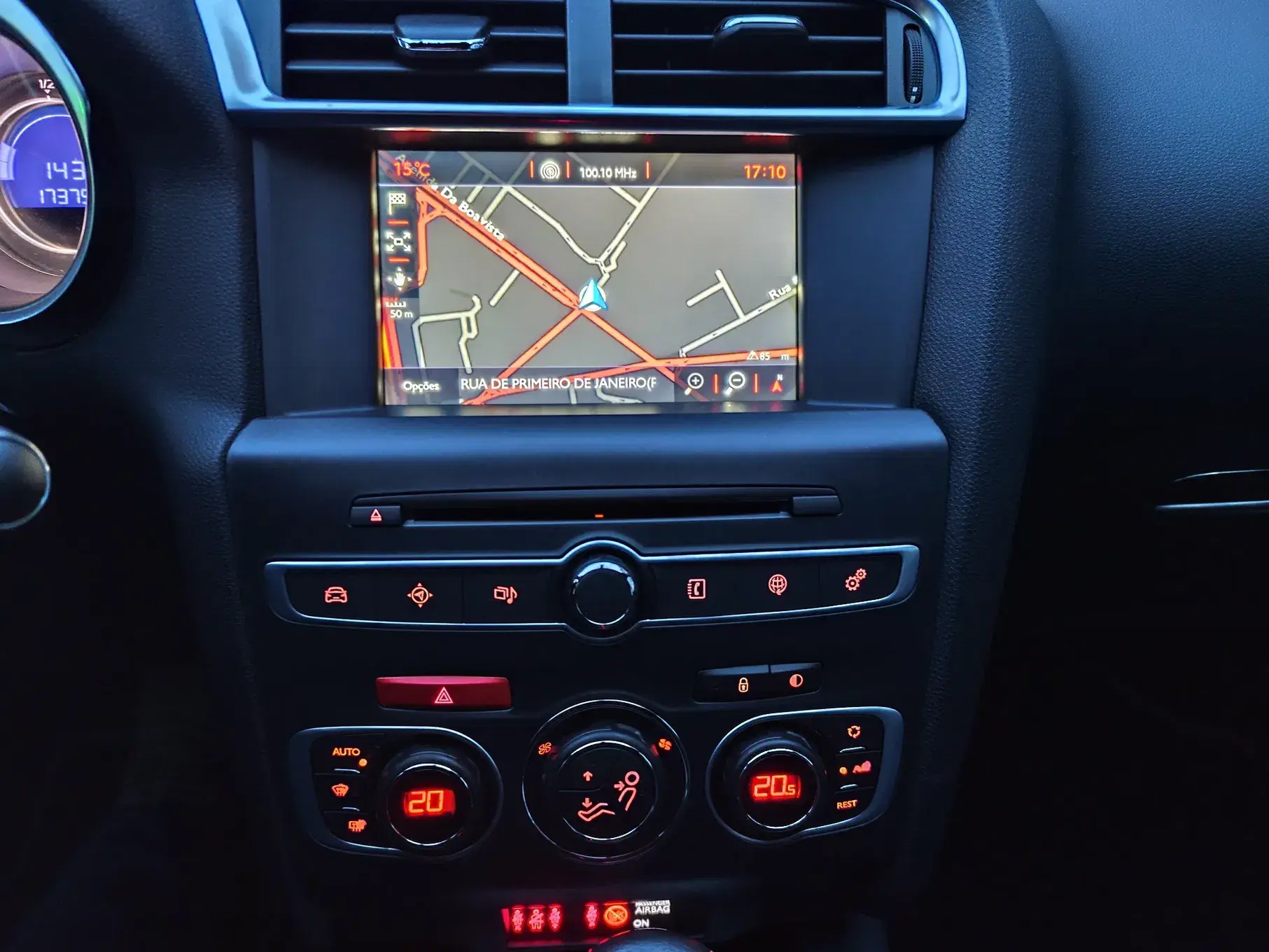 DS DS4 4 2.0 BlueHDi Sport Chic EAT6 21