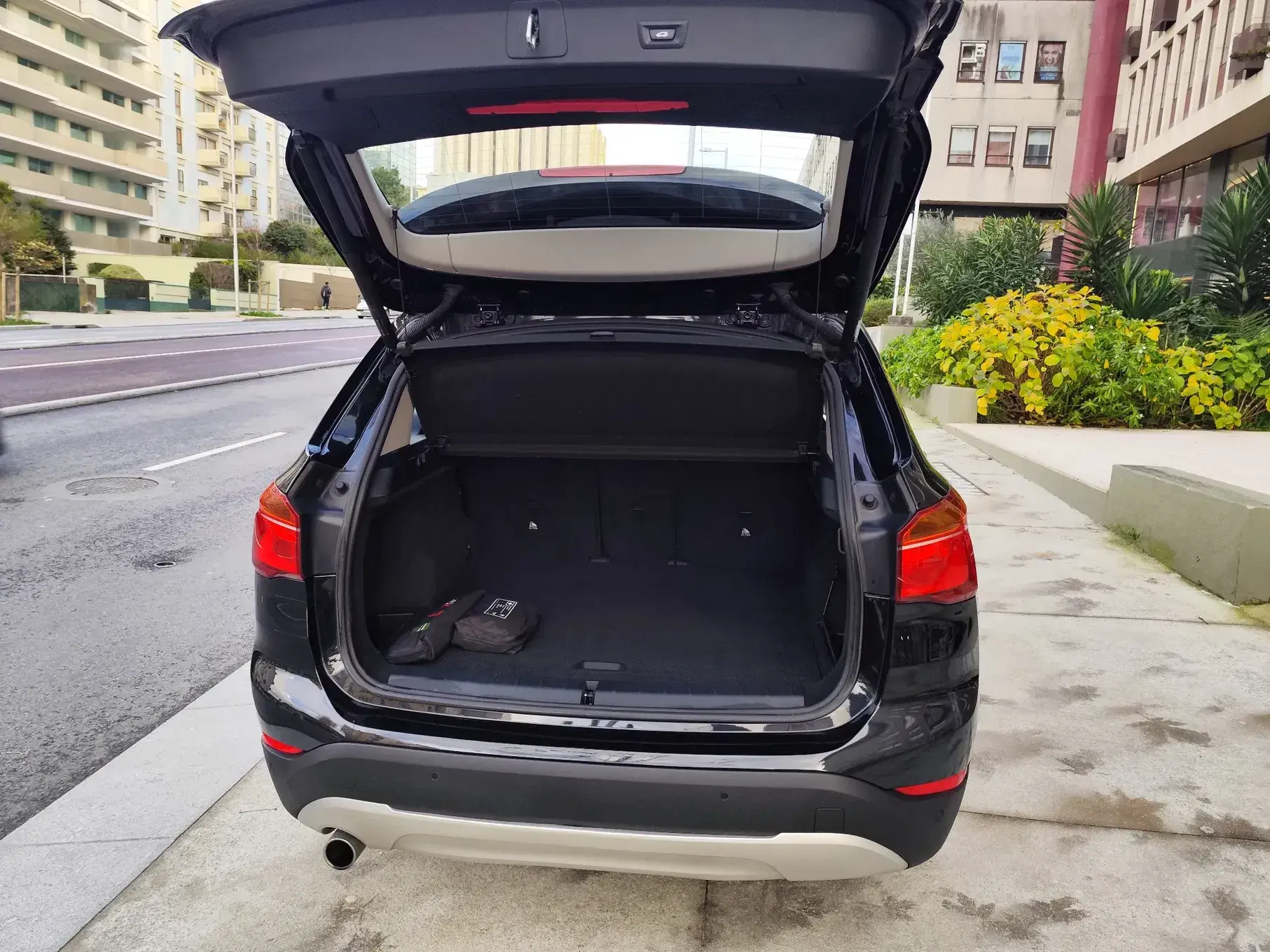 BMW X1 16 d sDrive Advantage 12