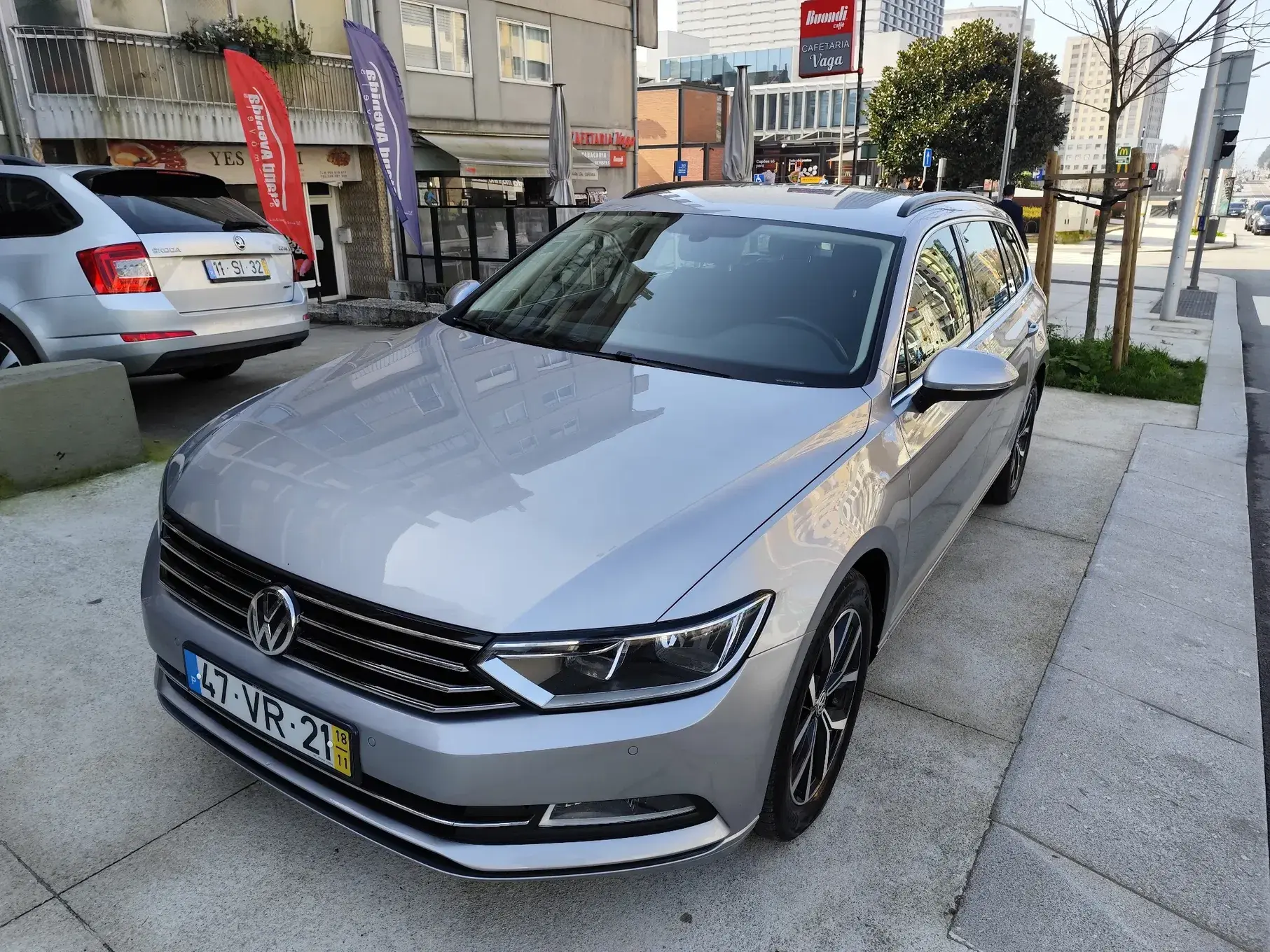 Volkswagen Passat Variant 2.0 TDi Confortline DSG 2