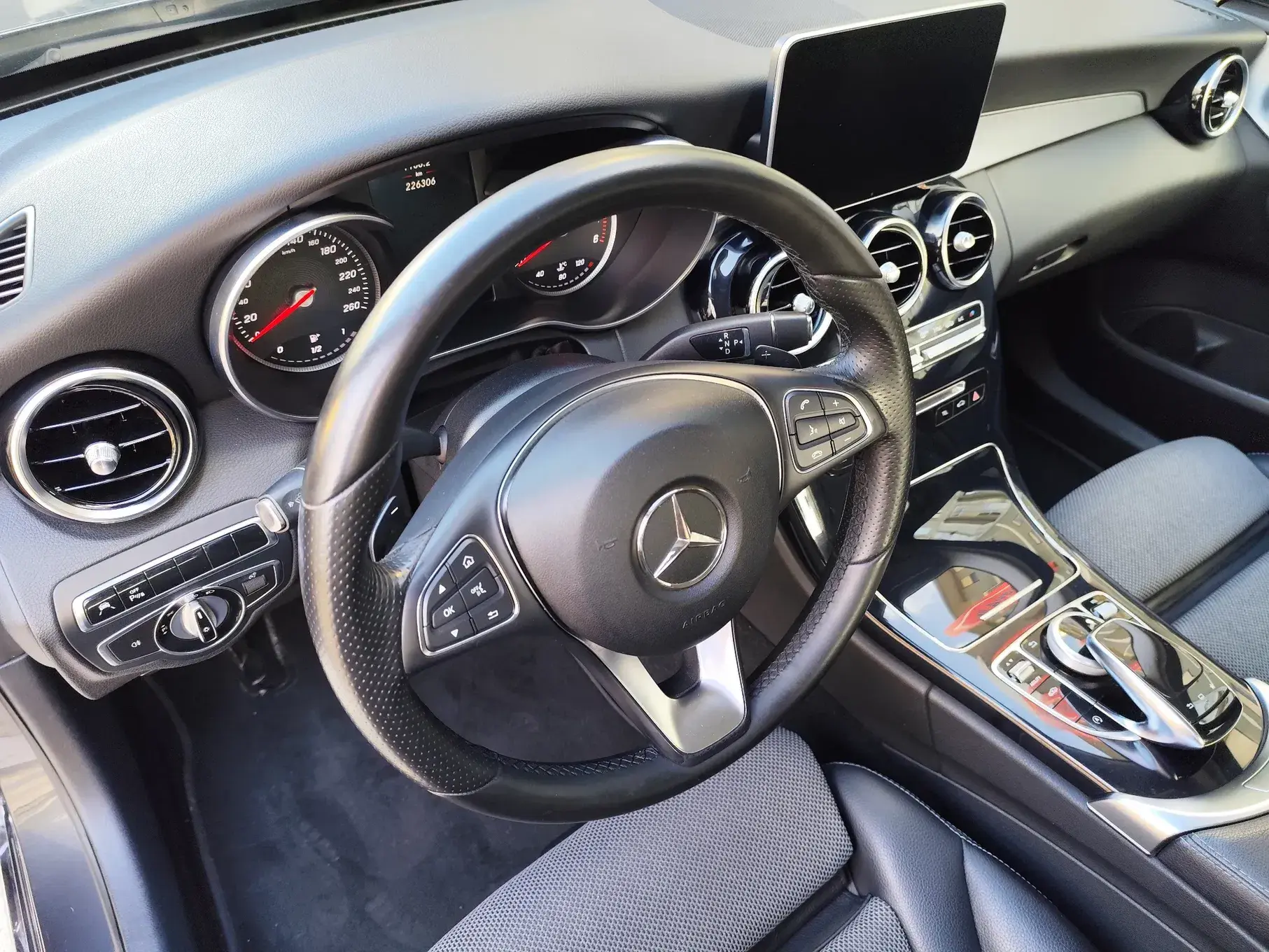 Mercedes-Benz C 250 d Avantgarde Aut. 5