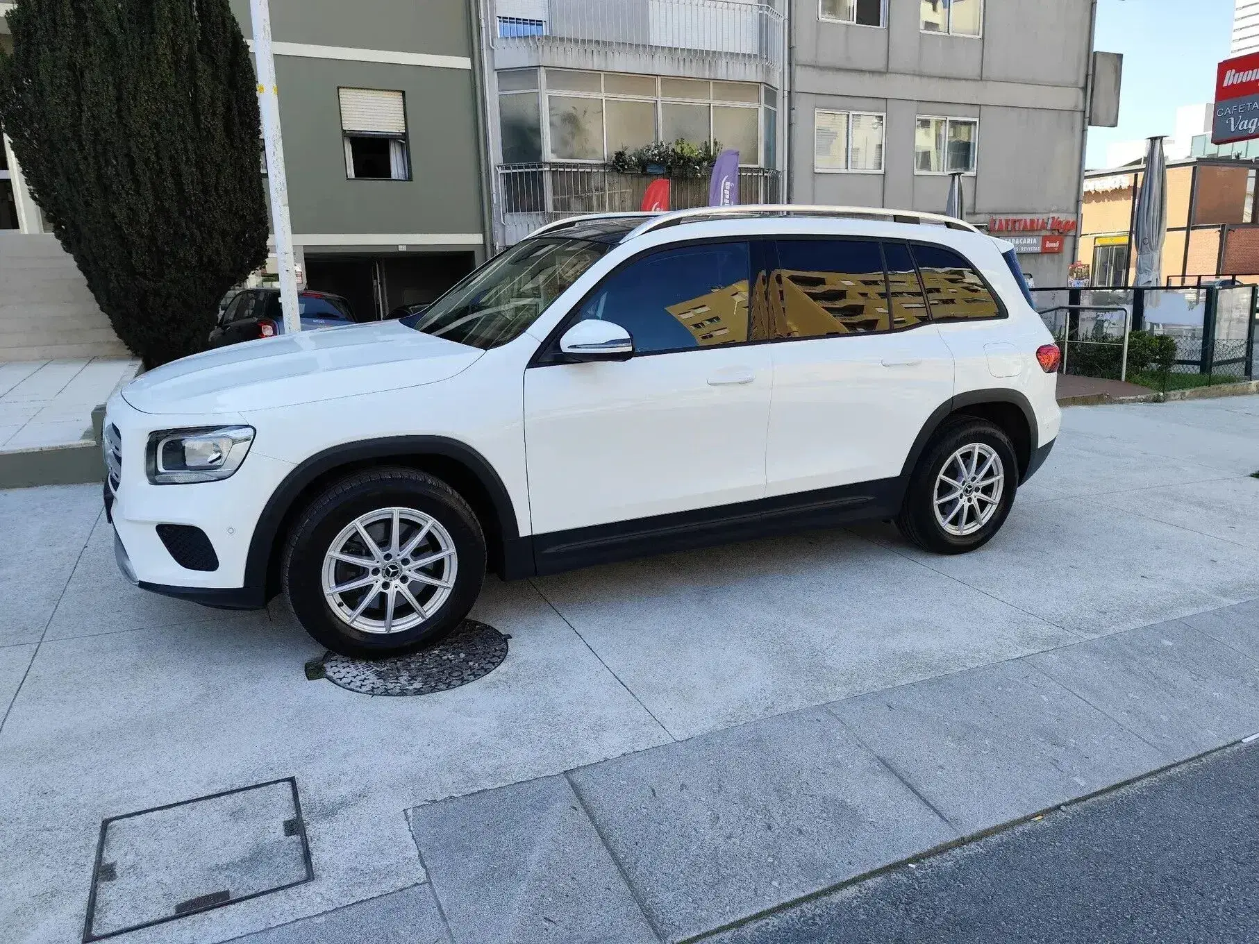 Mercedes-Benz GLB 200 d 8G-DCT Style 2