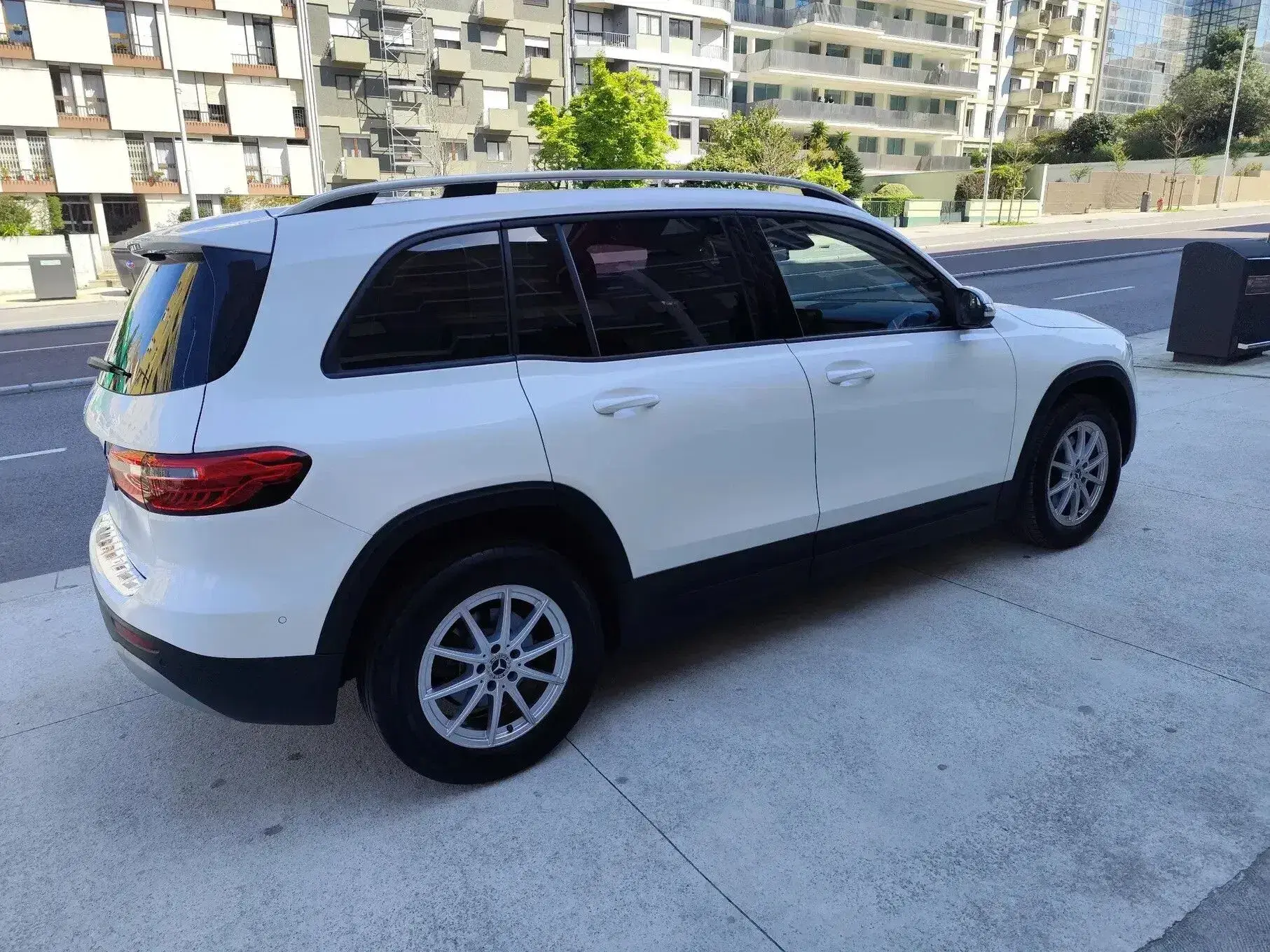 Mercedes-Benz GLB 200 d 8G-DCT Style 9