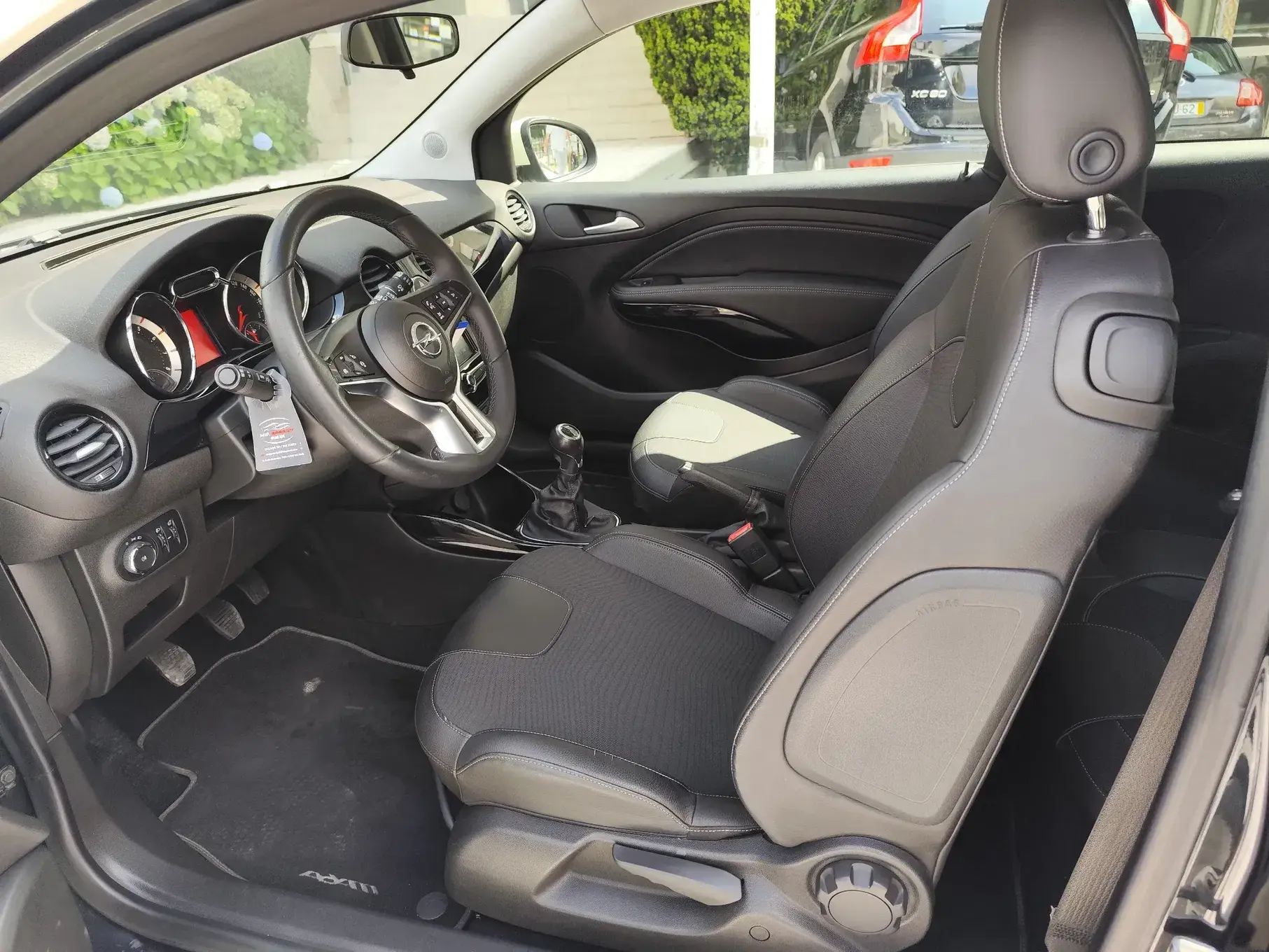 Opel Adam 1.0 T Jam 12
