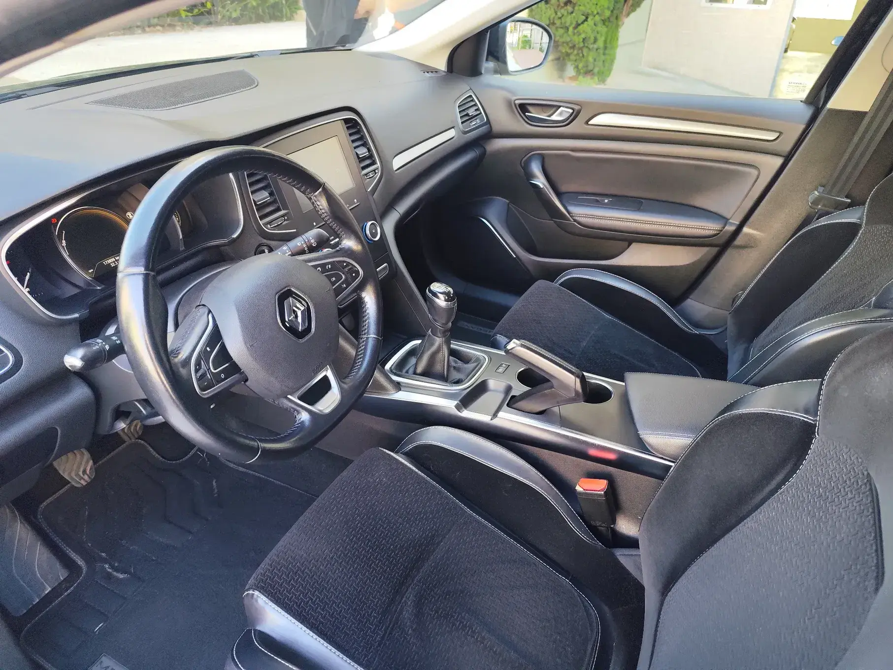 Renault Mégane Sport Tourer 1.5 dCi Limited 11