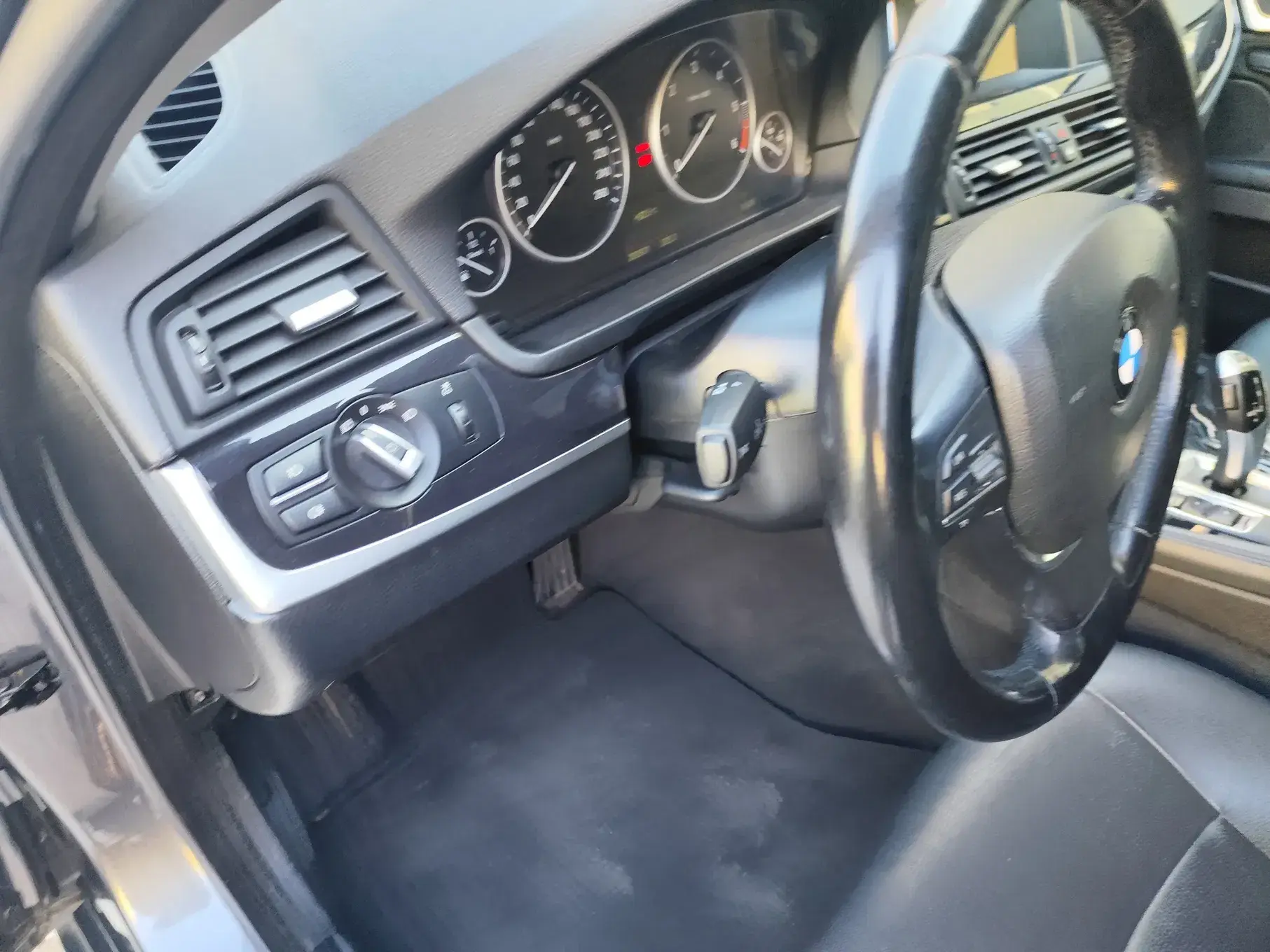 BMW 520 d Line Luxury Auto 8