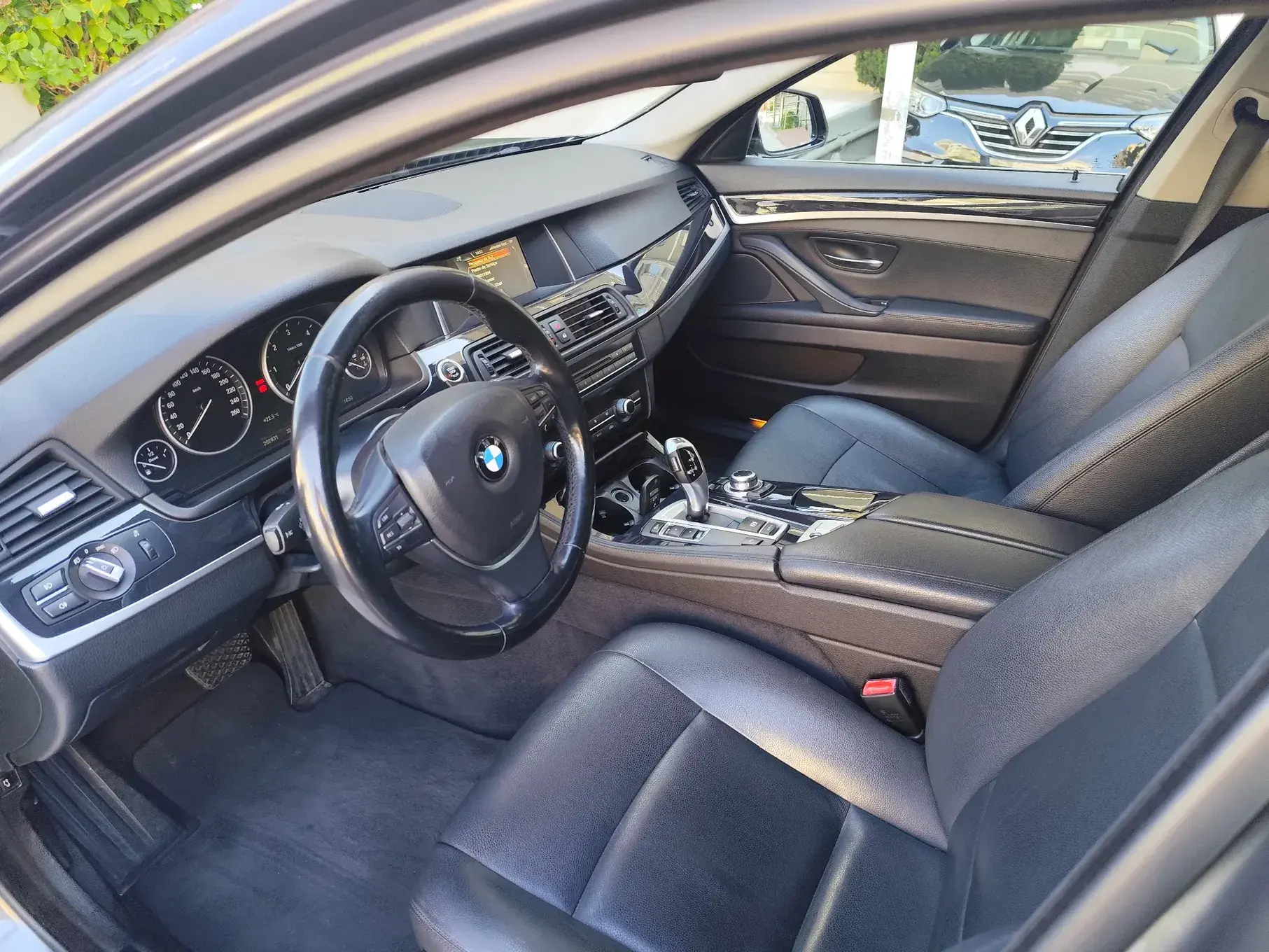 BMW 520 d Line Luxury Auto 12
