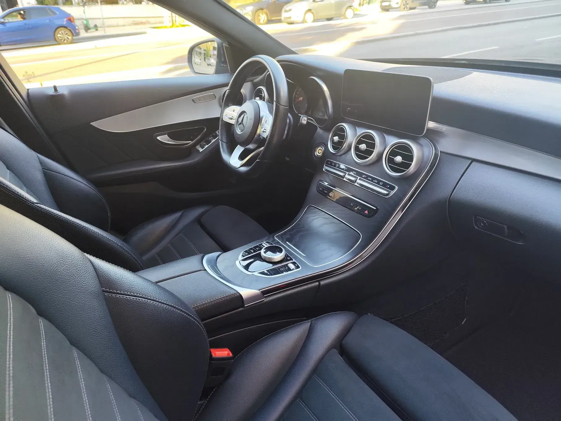 Mercedes-Benz C 220 d Station 9G-TRONIC AMG Line 14