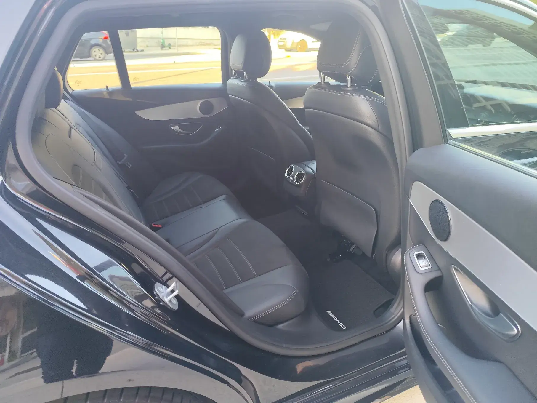 Mercedes-Benz C 220 d Station 9G-TRONIC AMG Line 13